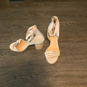 Lucky Brand chunk heels ~ brand new ~ size 9.5